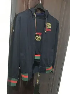 Trening Gucci unisex, mărime M.