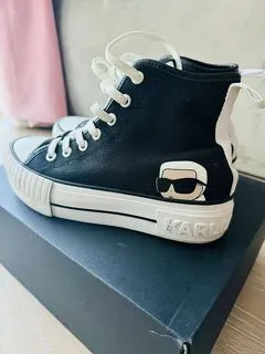 Tenisi Karl Lagerfeld